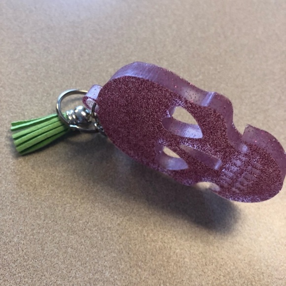 Handmade Skull Keychain - Picture 3 of 6